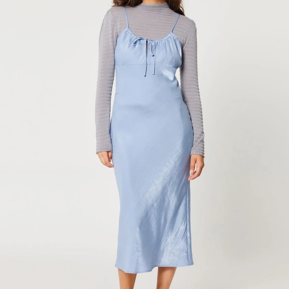 NWT Georgie Slip Pearl
